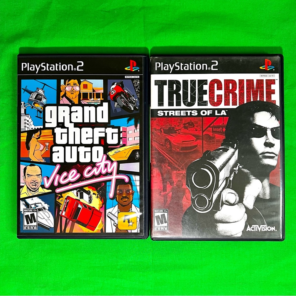 PS2 Classics: GTA Vice City + True Crime (Bundle)